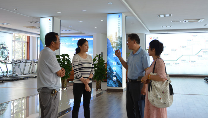 淄博市陶琉輕紡產(chǎn)業(yè)發(fā)展中心領(lǐng)導到匯祥調(diào)研