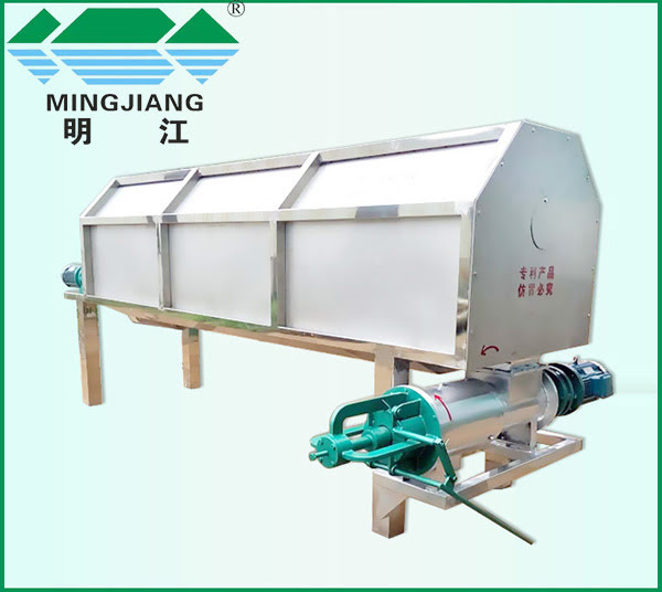 劉忠遠為祥和集團“納稅突出貢獻企業(yè)”授牌